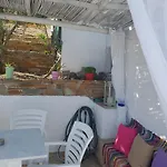 House On The Beach Ground Floor 度假居 *